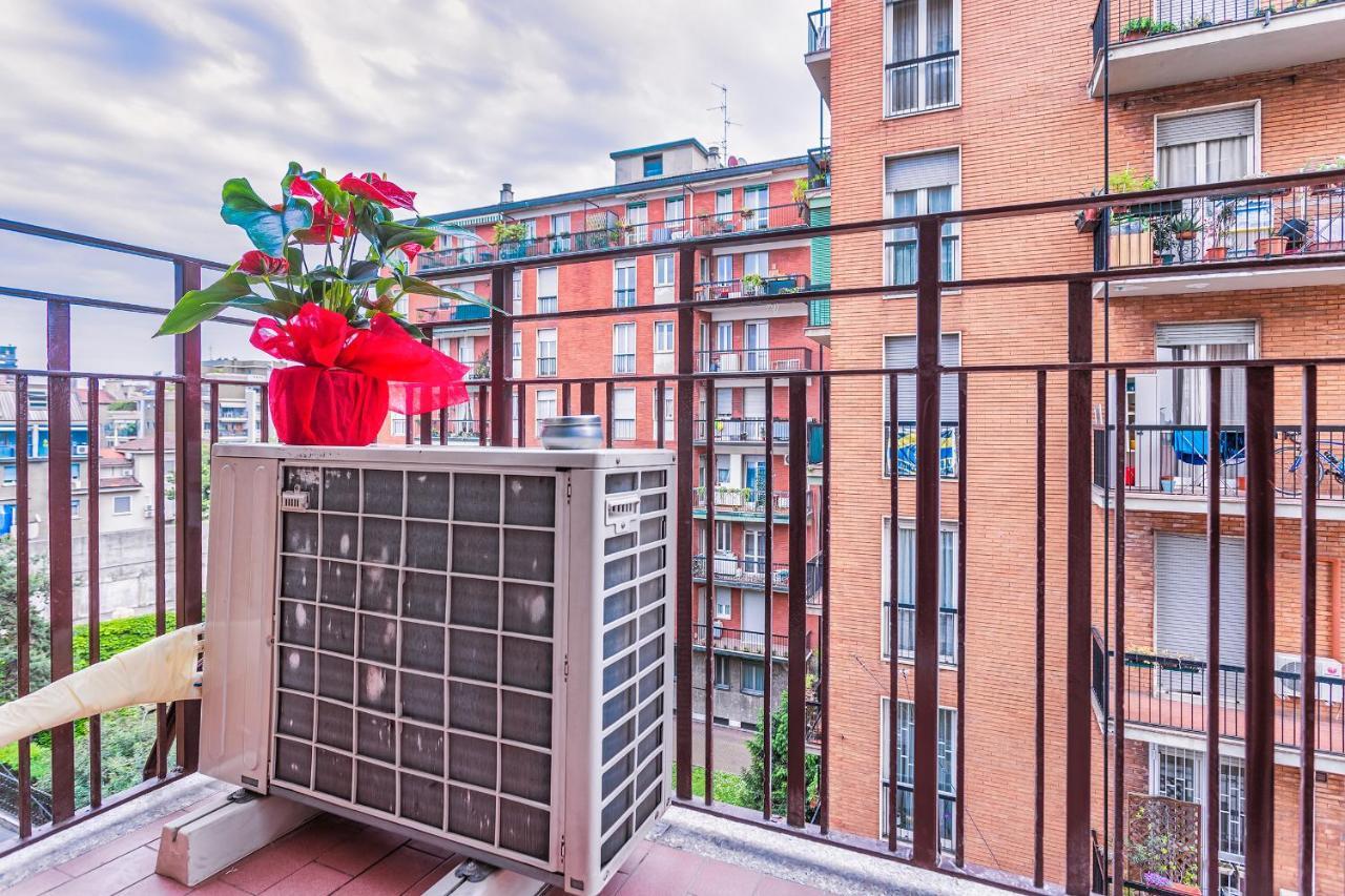Casa Vacanze In Arte Milano Milão Exterior foto